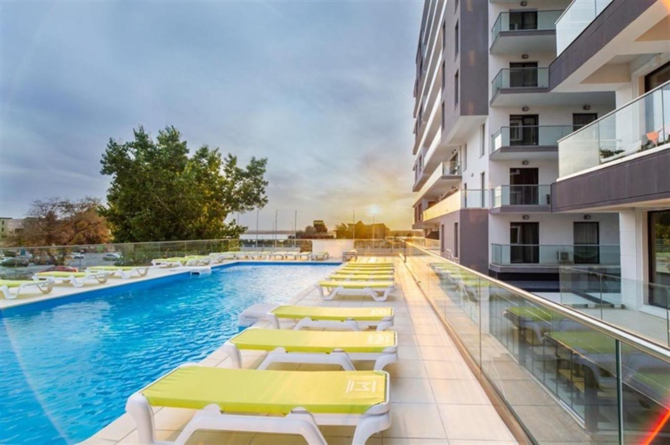 Mira Residence Apart & Penthouse Năvodari Kültér fotó